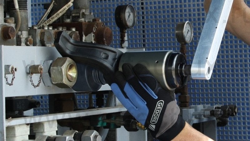 Усилитель крутящего момента