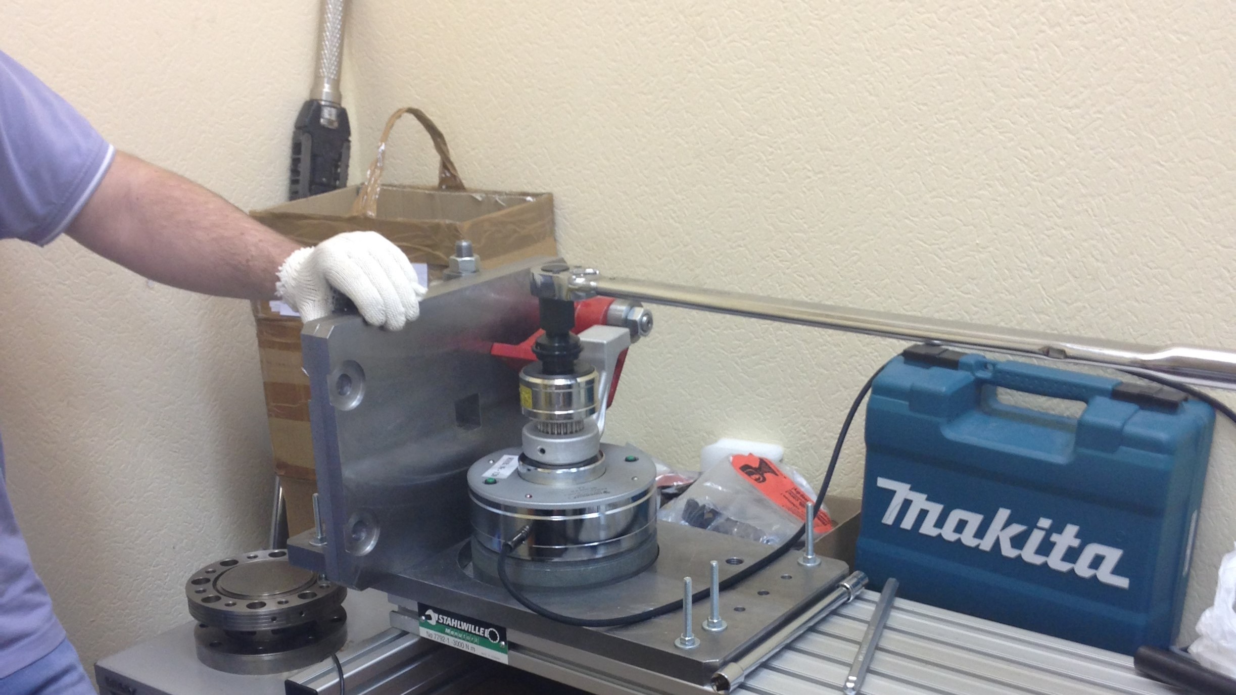 Калибровка и поверка динамометрических ключей и мультипликаторов